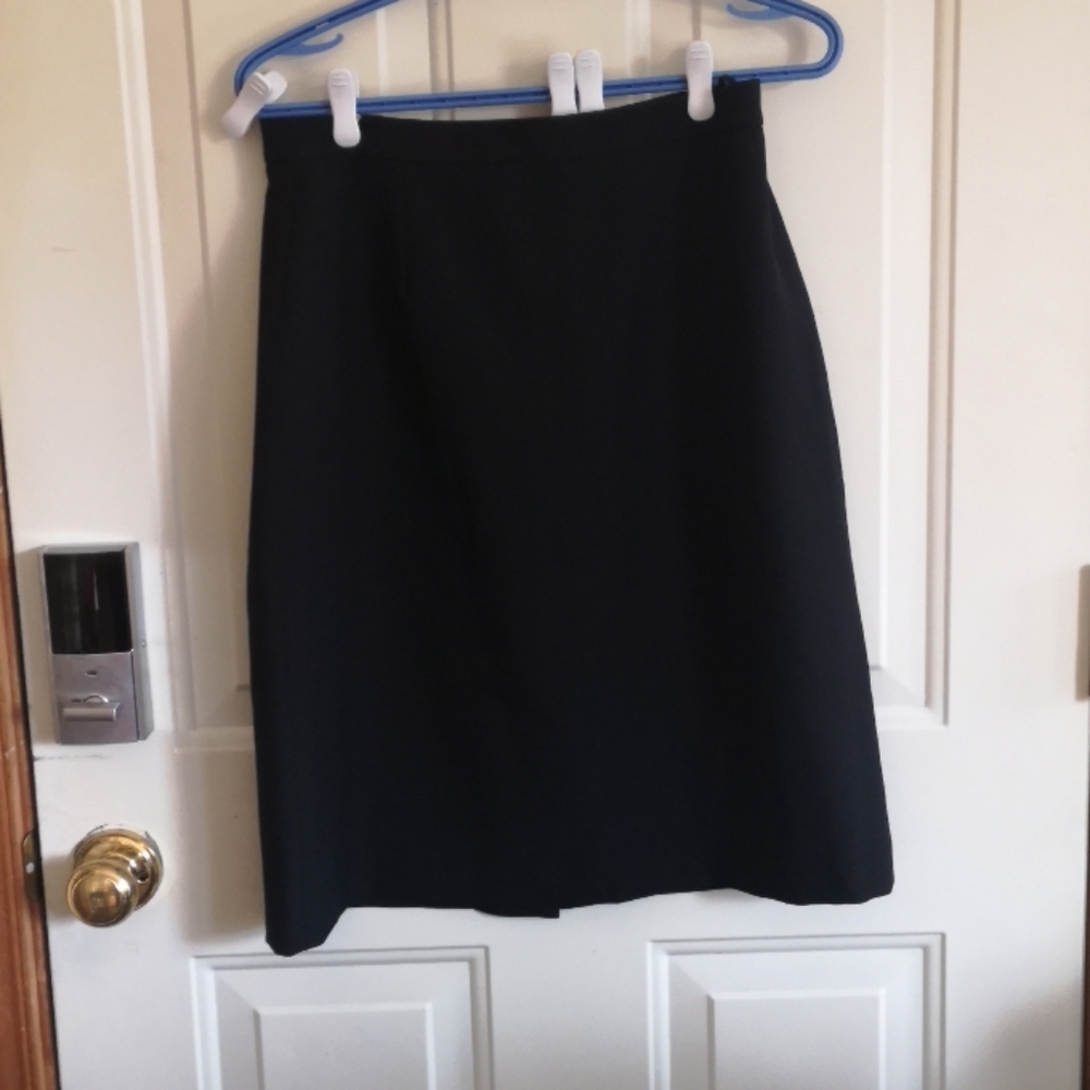 Black skirt